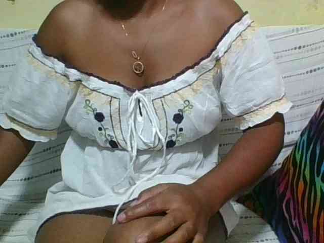LadyDesire webcam