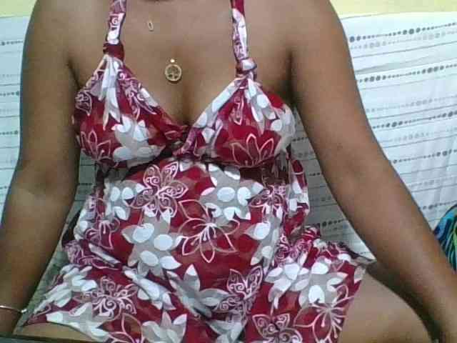 LadyDesire webcam