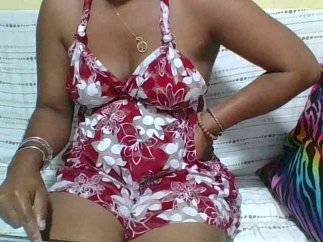 LadyDesire webcam