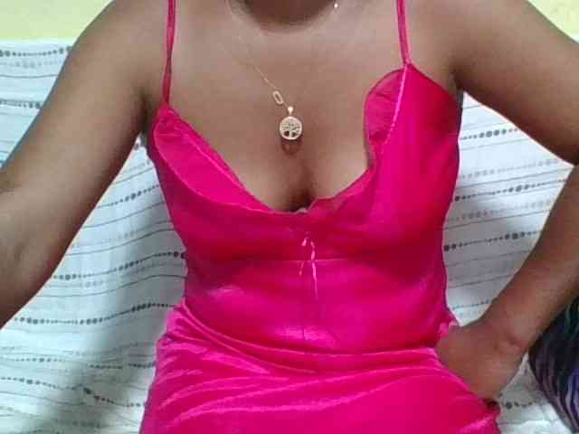 LadyDesire webcam