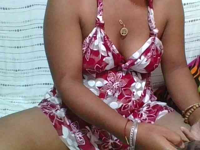 LadyDesire webcam