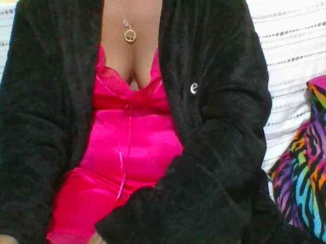 LadyDesire webcam