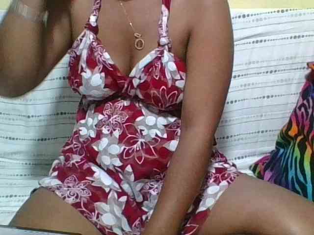 LadyDesire webcam