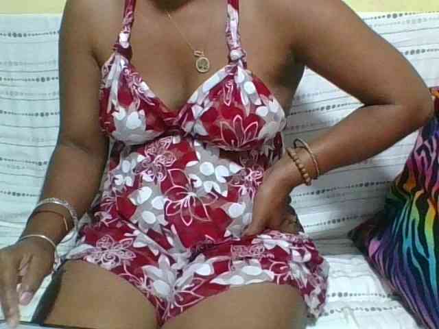 LadyDesire webcam