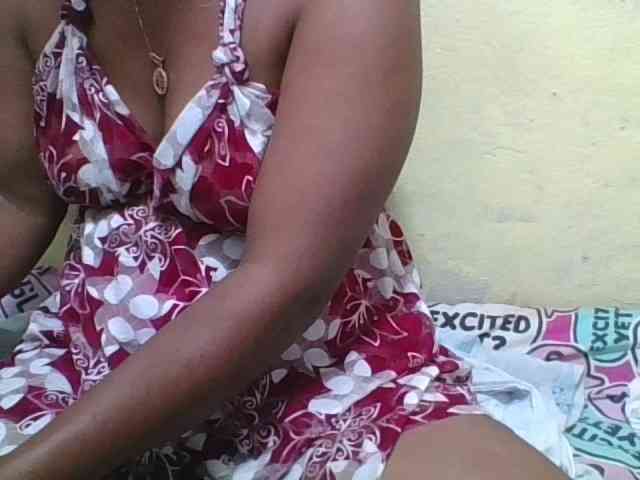 LadyDesire webcam