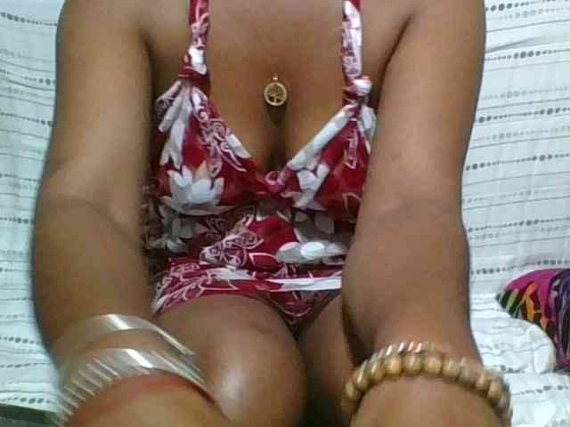 LadyDesire webcam