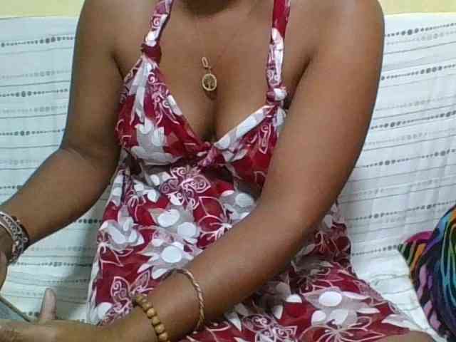 LadyDesire webcam
