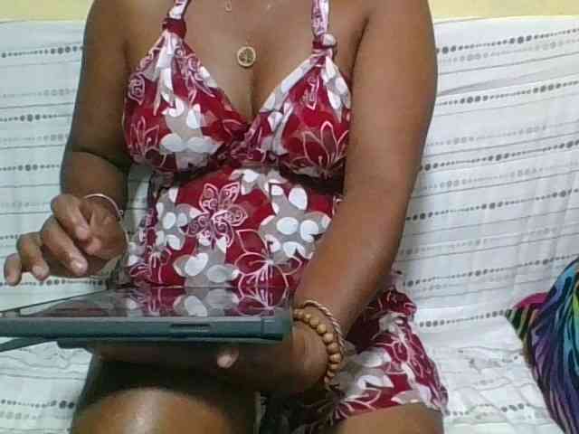 LadyDesire webcam