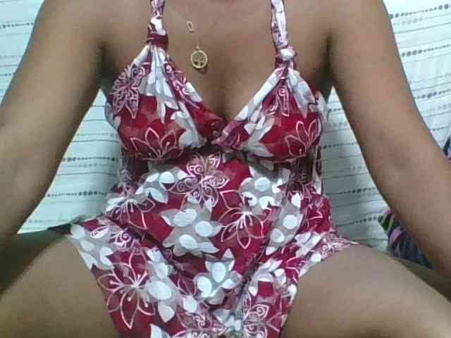 LadyDesire webcam