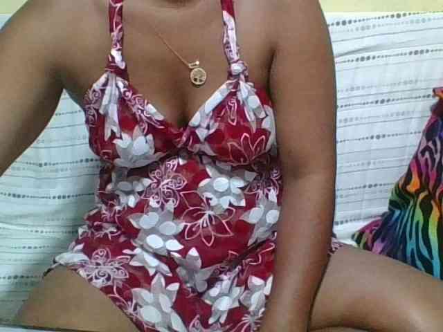 LadyDesire webcam