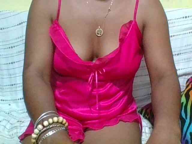 LadyDesire webcam