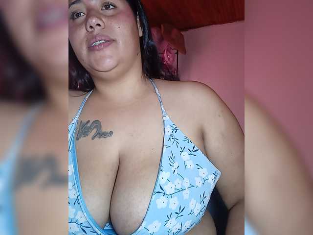 pocahontassex live cam on BongaCams