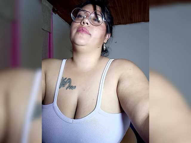 pocahontassex's BongaCams show and profile