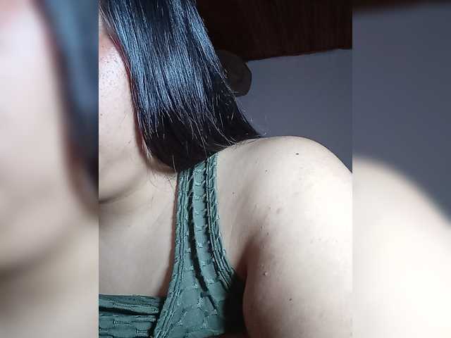 pocahontassex live cam on BongaCams