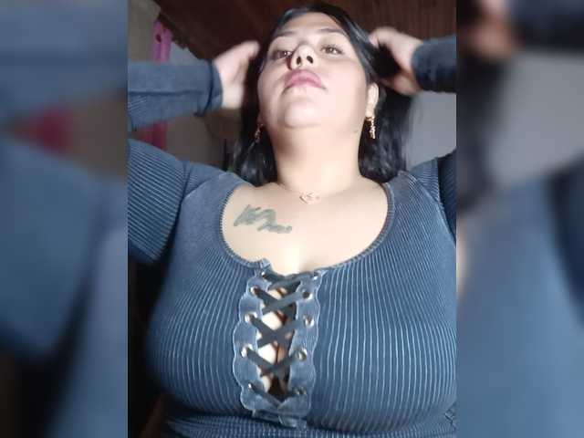 pocahontassex live cam on BongaCams