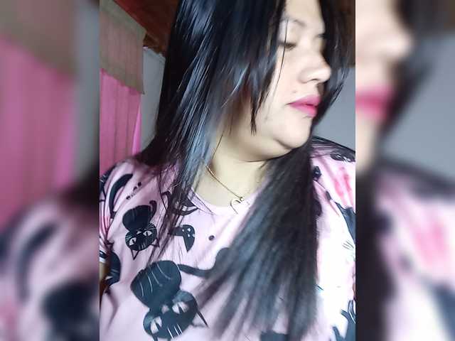 pocahontassex live cam on BongaCams