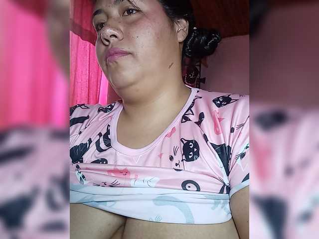 pocahontassex live cam on BongaCams