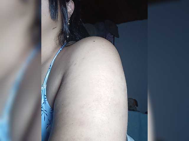 pocahontassex live cam on BongaCams