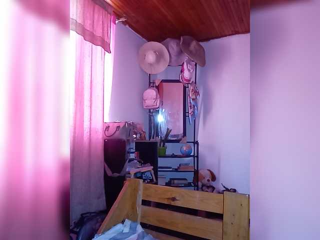 pocahontassex live webcam show