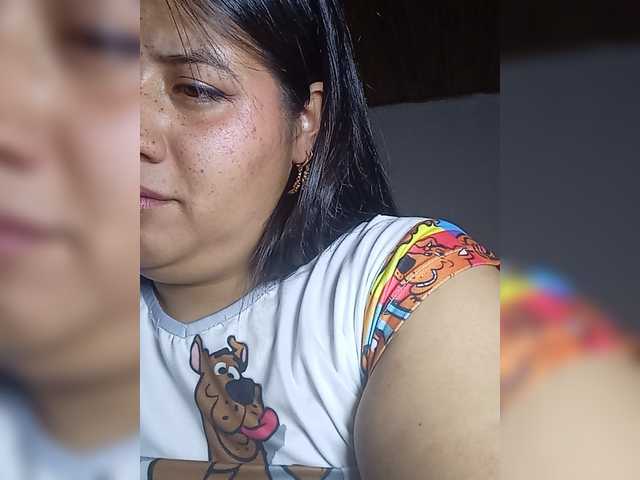 pocahontassex live cam on BongaCams