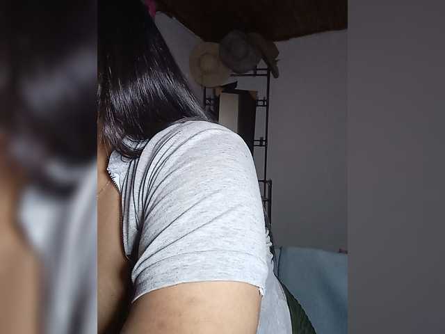 pocahontassex live cam on BongaCams