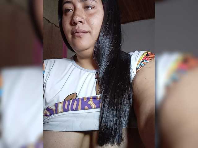 pocahontassex live cam on BongaCams