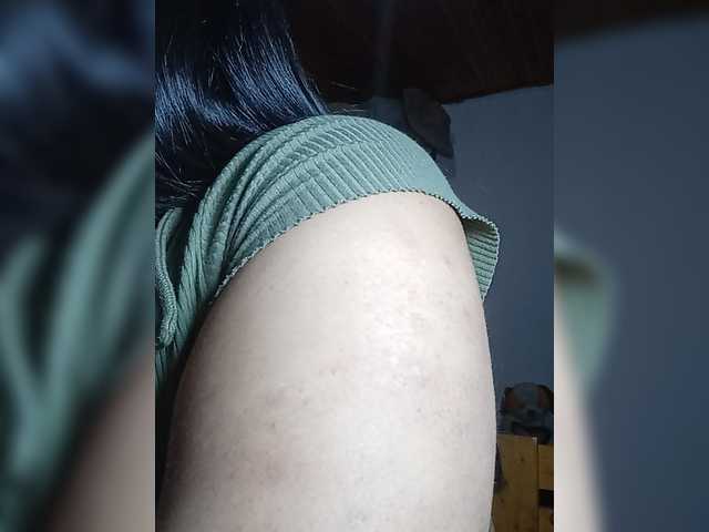 pocahontassex live cam on BongaCams