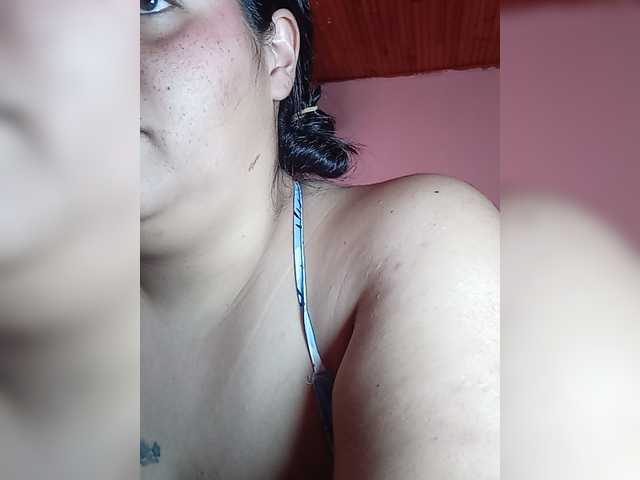 KATYGONZALEZ live webcam show