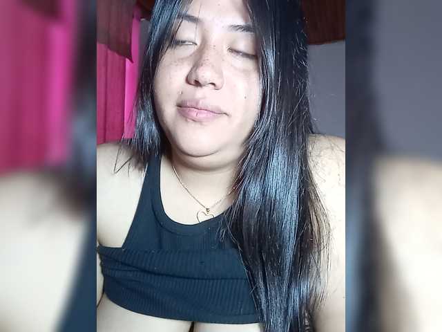 pocahontassex live cam on BongaCams