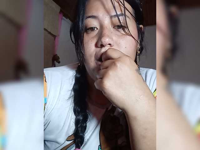 pocahontassex live cam on BongaCams