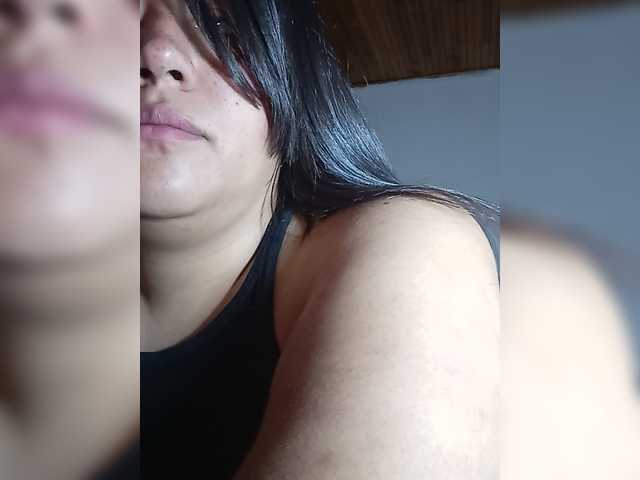 pocahontassex live cam on BongaCams