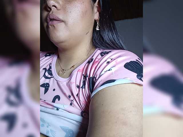 pocahontassex live cam on BongaCams