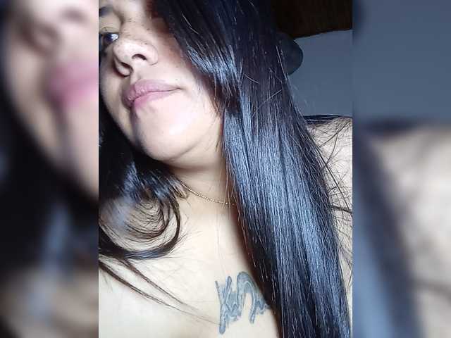 pocahontassex live cam on BongaCams
