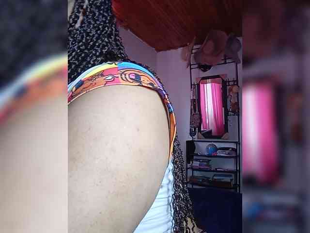KATYGONZALEZ webcam