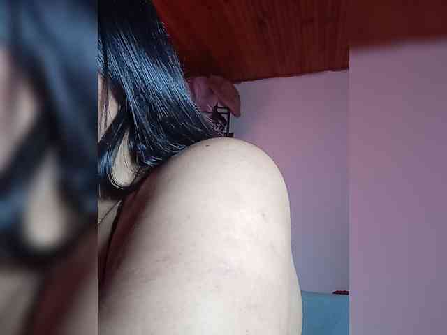 KATYGONZALEZ webcam