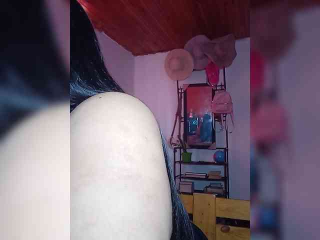 KATYGONZALEZ webcam