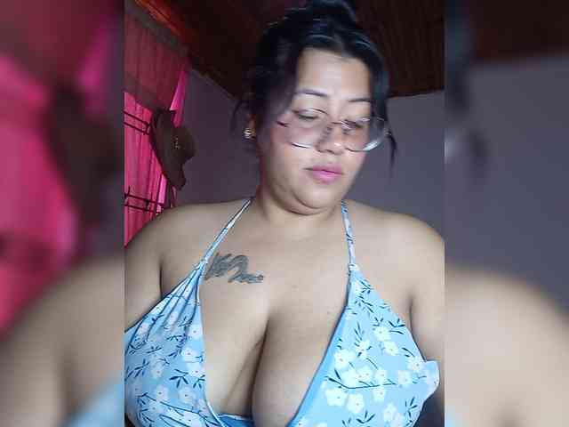 KATYGONZALEZ webcam
