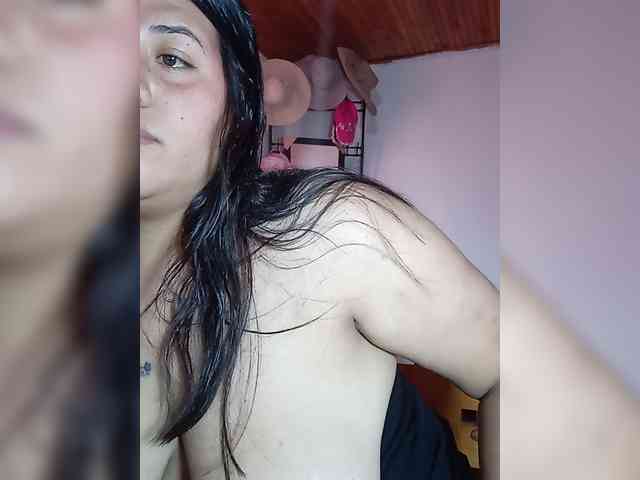KATYGONZALEZ webcam