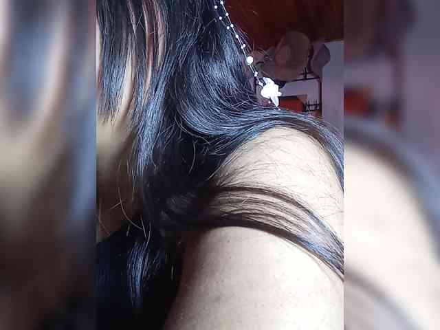 KATYGONZALEZ webcam