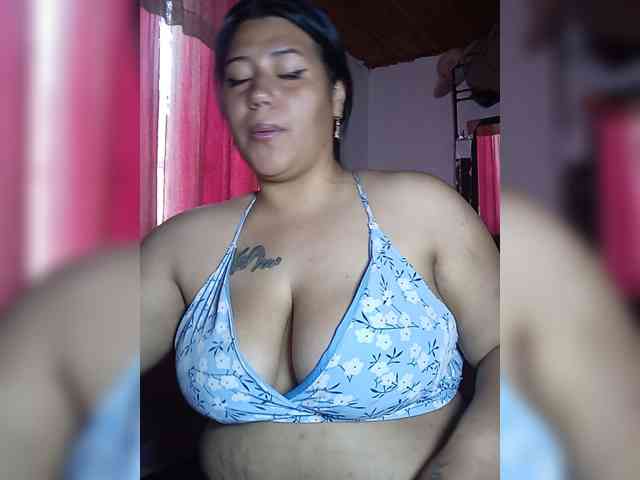 KATYGONZALEZ webcam