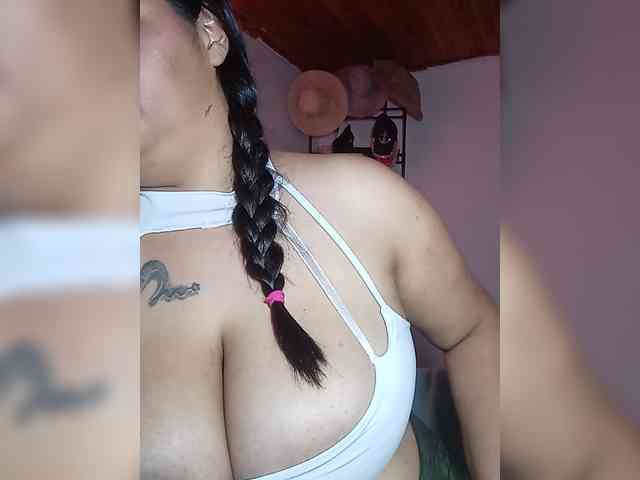 KATYGONZALEZ webcam