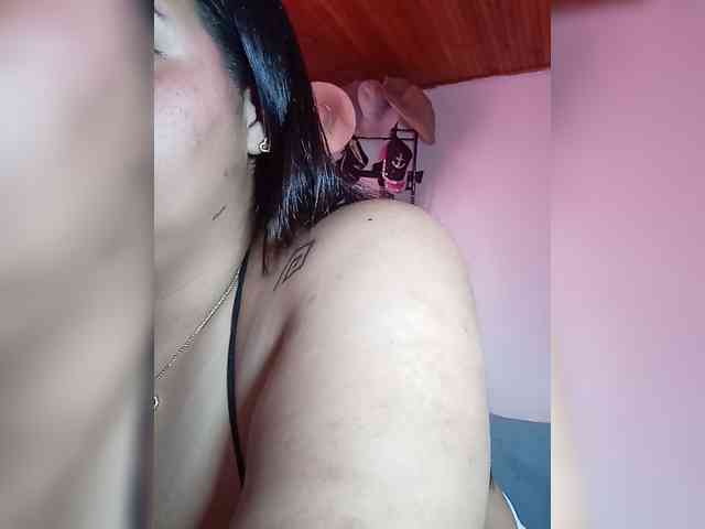 KATYGONZALEZ webcam