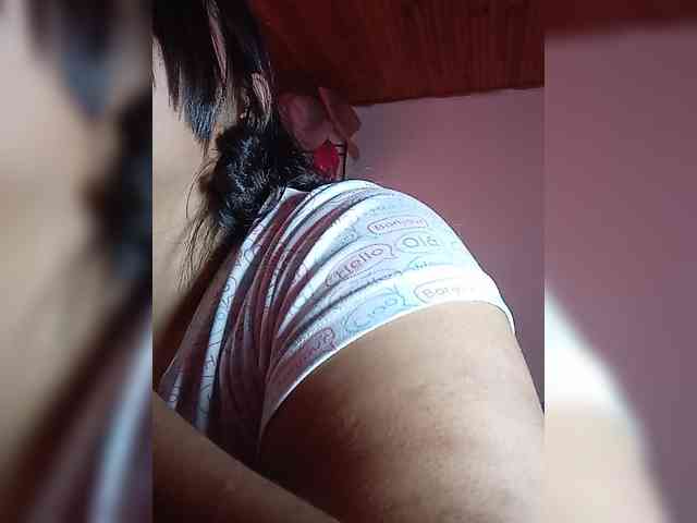 KATYGONZALEZ webcam