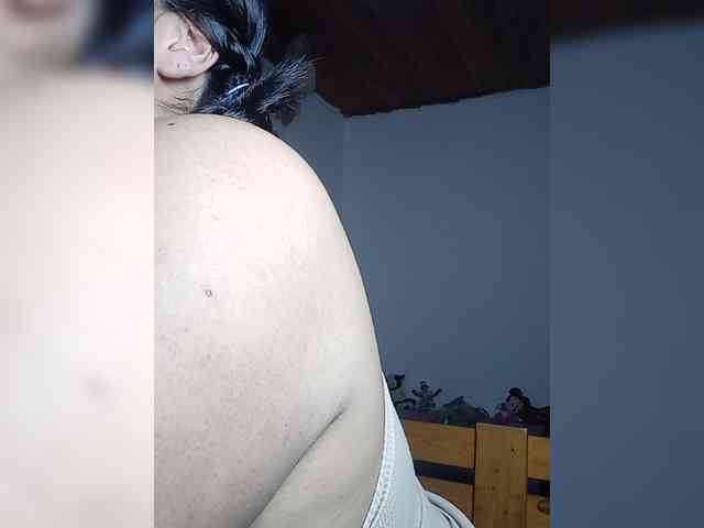 pocahontassex Live Webcam on BongaCams