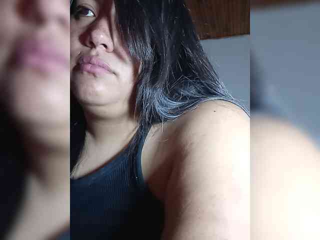 KATYGONZALEZ webcam