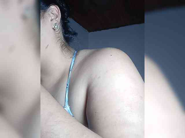 KATYGONZALEZ webcam