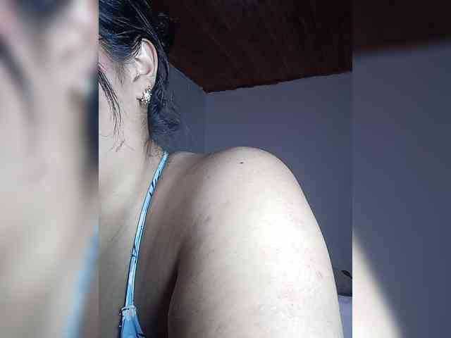 KATYGONZALEZ webcam