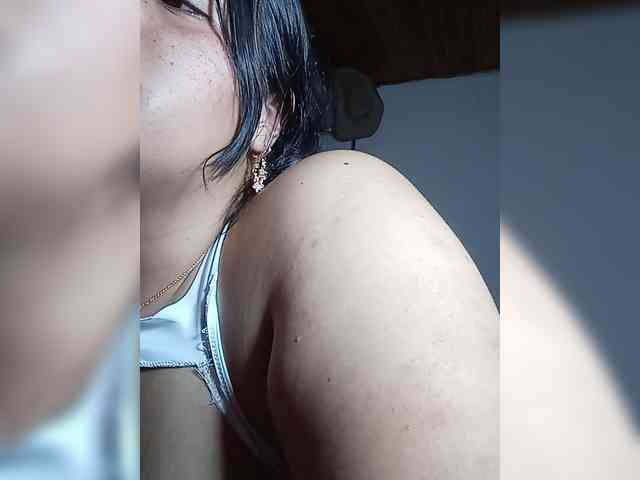 KATYGONZALEZ webcam