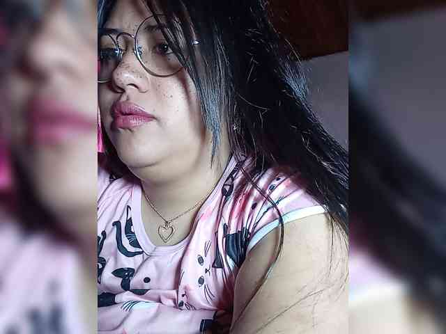 KATYGONZALEZ webcam