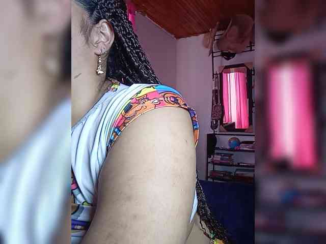 KATYGONZALEZ webcam